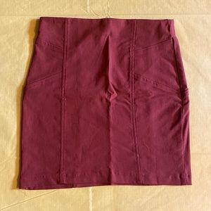 Windsor Mini fitted skirt